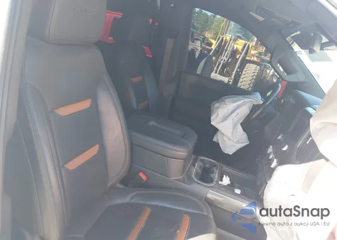 2021 GMC Sierra 1500 4Wd Short Box At4 z USA, uszkodzony, nr VIN 3GTP9EED2MG344220